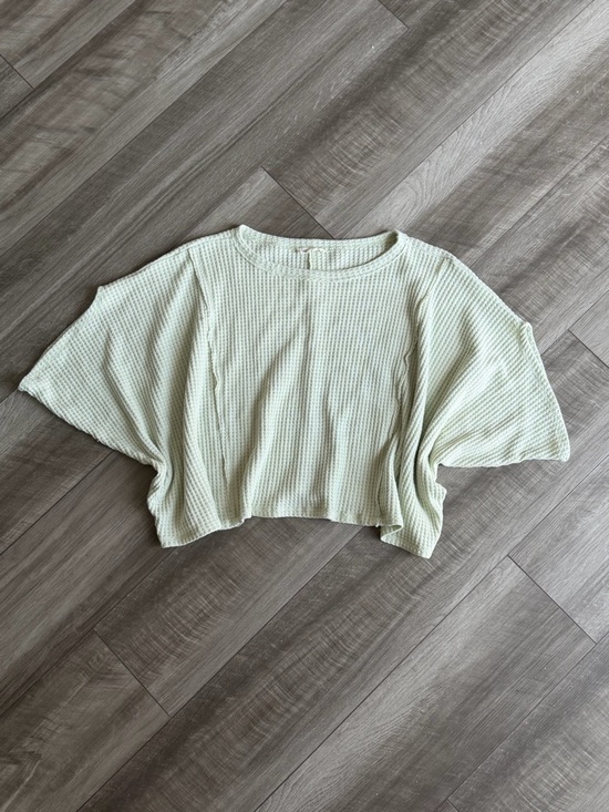 Charlotte Avery Tops - Charlotte Avery Women’s Light Green Knit Dolman Sleeve Cropped Top Waffle Knit S